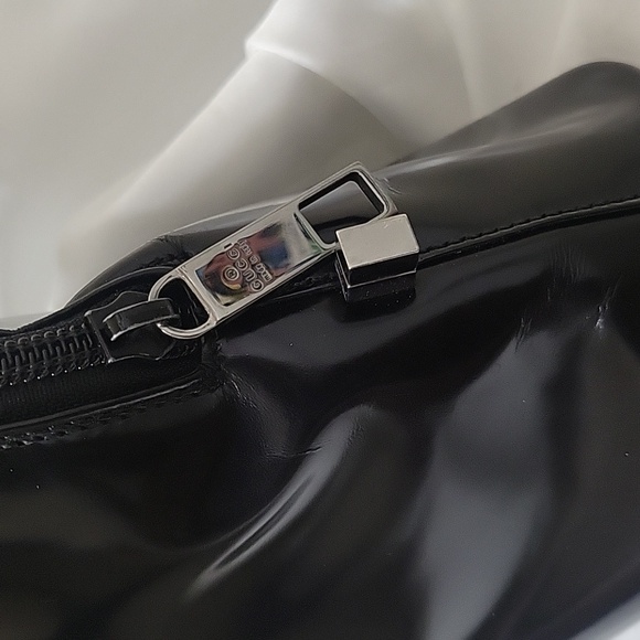 Gucci Black Patent Medium Ziptote Shoulder Bag w/SILVER HARDWARE - Picture 7 of 9